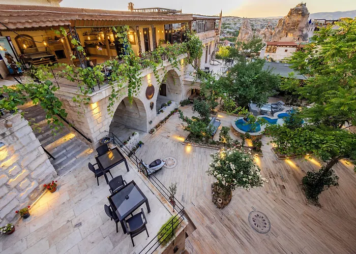 Kayatas Cave Suites